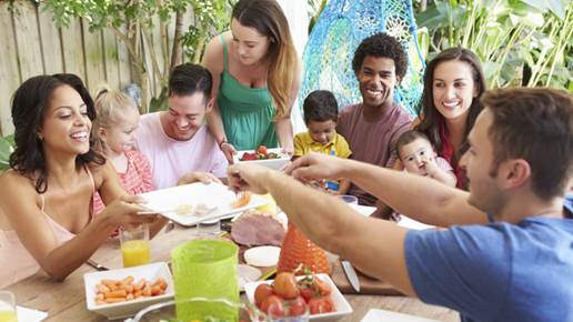 Friends eating 