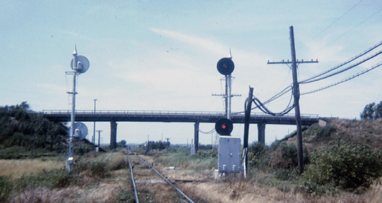 Concrete beam bridge